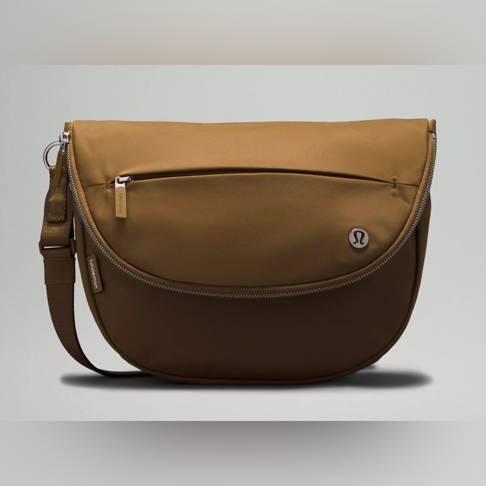 NWOT Lululemon All Night Festival Bag 5L